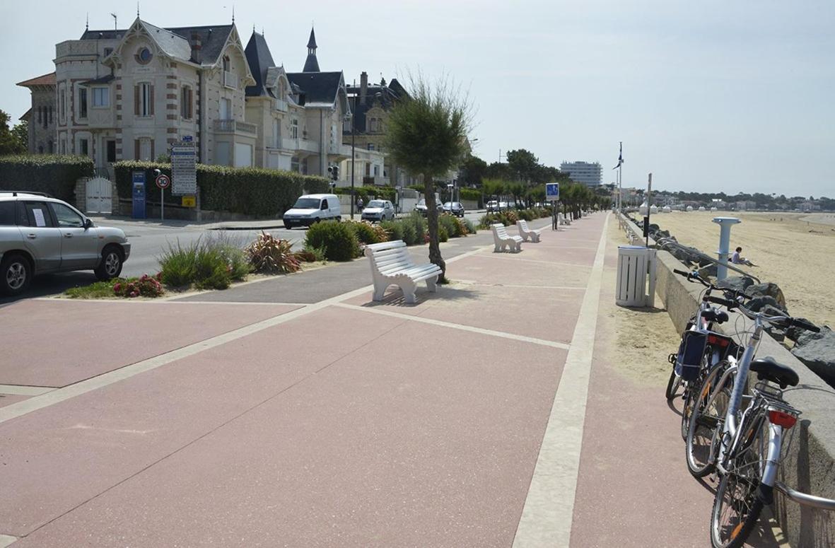 Royan - Vue Mer Pour Cet Appartement Face A La Plage - Grande Conche Buitenkant foto