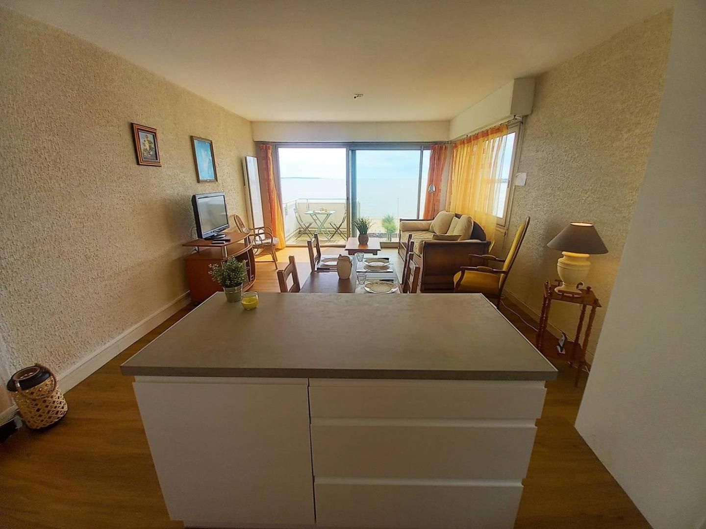Royan - Vue Mer Pour Cet Appartement Face A La Plage - Grande Conche Buitenkant foto