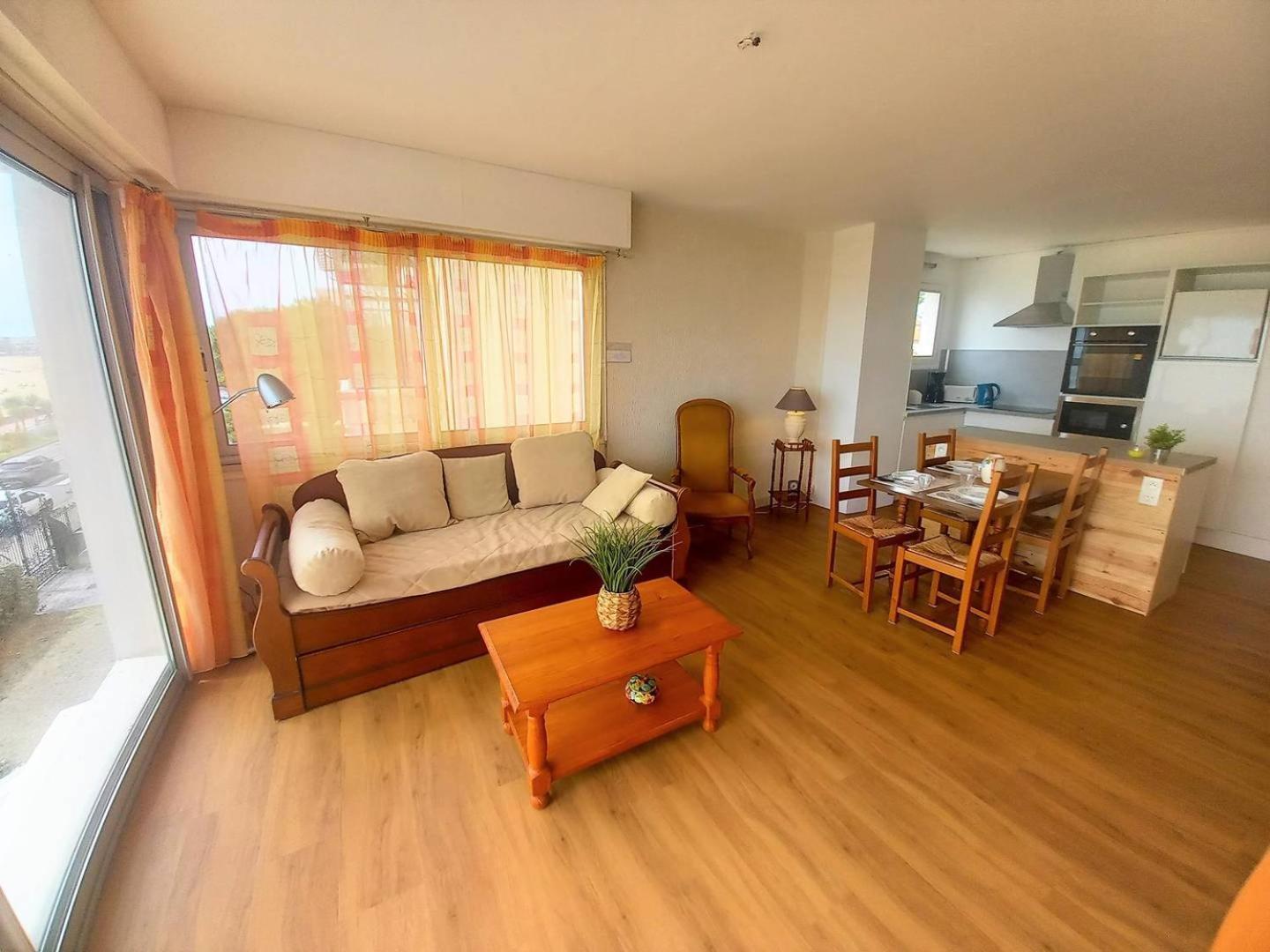 Royan - Vue Mer Pour Cet Appartement Face A La Plage - Grande Conche Buitenkant foto